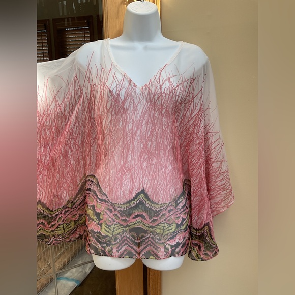 Ladies no name semi-sheer v-neck tunic.EUC - Picture 2 of 3